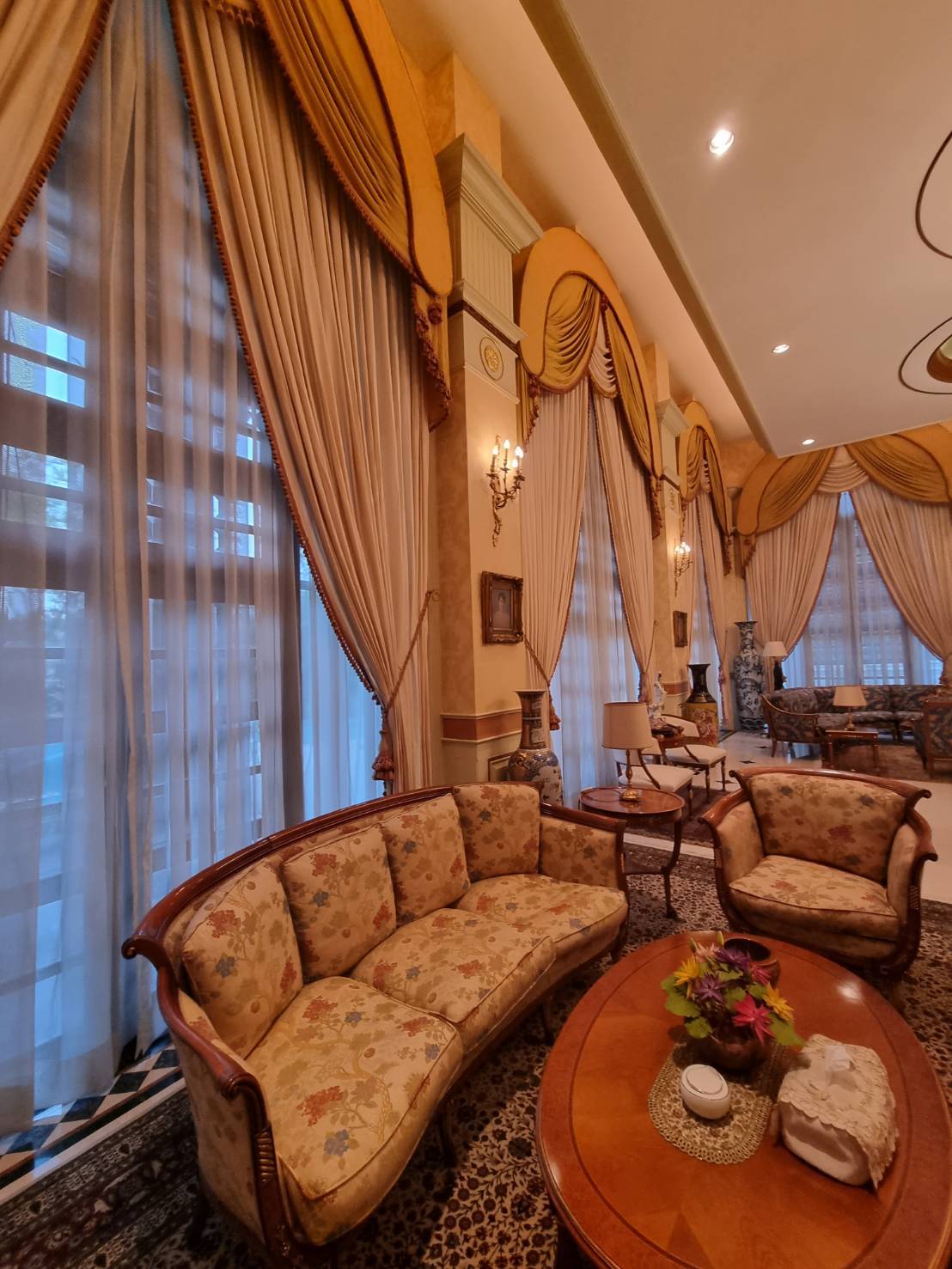 18 - https://ธนทรัพย์ผ้าม่าน.com | ธนทรัพย์ แฟบริค แอนด์ ดีไซน์ กรุ๊ป - บริการตัดเย็บม่านทุกชนิด พร้อมจำหน่ายผ้าม่าน วอลเปเปอร์ ฟิล์มอาคาร พื้นไม้ลามิเนต และอุปกรณ์ครบวงจร เพื่อการตกแต่งที่สมบูรณ์แบบ