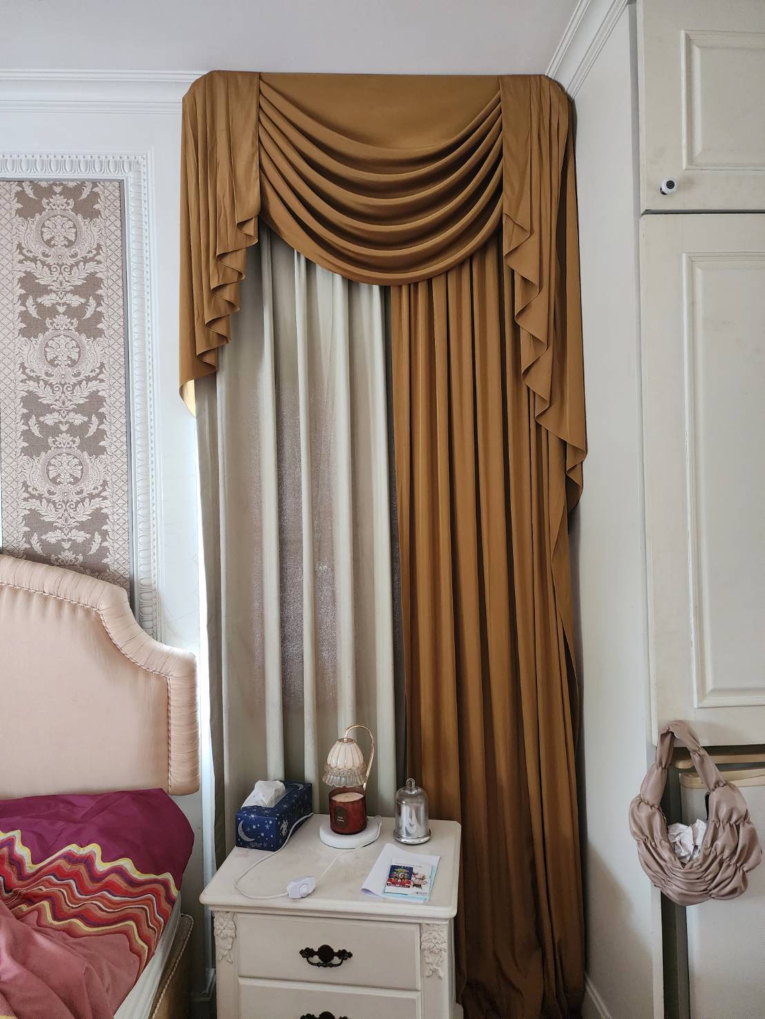 19 - https://ธนทรัพย์ผ้าม่าน.com | ธนทรัพย์ แฟบริค แอนด์ ดีไซน์ กรุ๊ป - บริการตัดเย็บม่านทุกชนิด พร้อมจำหน่ายผ้าม่าน วอลเปเปอร์ ฟิล์มอาคาร พื้นไม้ลามิเนต และอุปกรณ์ครบวงจร เพื่อการตกแต่งที่สมบูรณ์แบบ