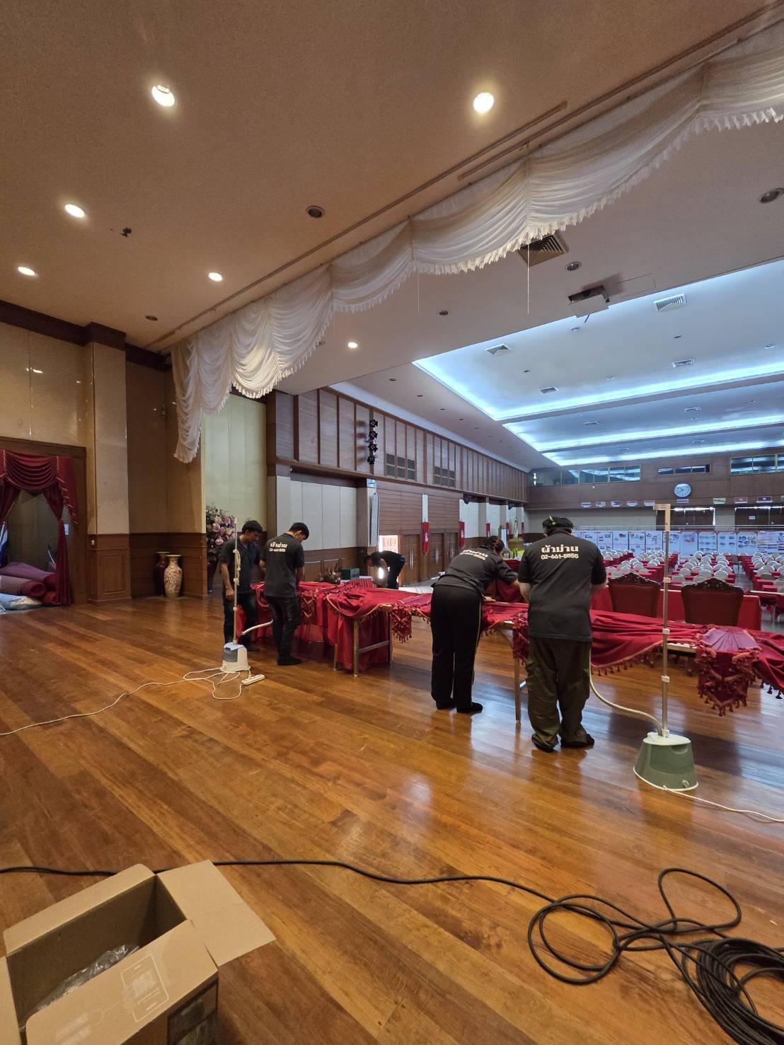 12 - https://ธนทรัพย์ผ้าม่าน.com | ธนทรัพย์ แฟบริค แอนด์ ดีไซน์ กรุ๊ป - บริการตัดเย็บม่านทุกชนิด พร้อมจำหน่ายผ้าม่าน วอลเปเปอร์ ฟิล์มอาคาร พื้นไม้ลามิเนต และอุปกรณ์ครบวงจร เพื่อการตกแต่งที่สมบูรณ์แบบ