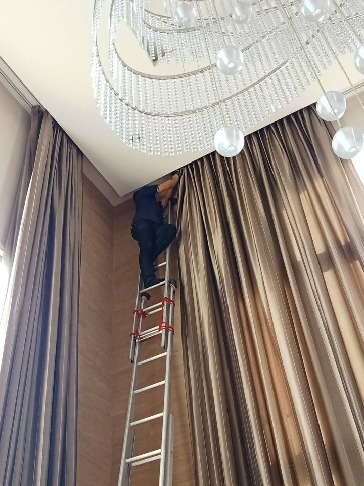 16 - https://ธนทรัพย์ผ้าม่าน.com | ธนทรัพย์ แฟบริค แอนด์ ดีไซน์ กรุ๊ป - บริการตัดเย็บม่านทุกชนิด พร้อมจำหน่ายผ้าม่าน วอลเปเปอร์ ฟิล์มอาคาร พื้นไม้ลามิเนต และอุปกรณ์ครบวงจร เพื่อการตกแต่งที่สมบูรณ์แบบ