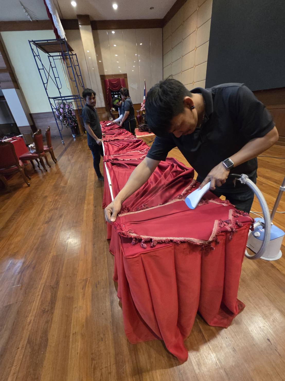 18 - https://ธนทรัพย์ผ้าม่าน.com | ธนทรัพย์ แฟบริค แอนด์ ดีไซน์ กรุ๊ป - บริการตัดเย็บม่านทุกชนิด พร้อมจำหน่ายผ้าม่าน วอลเปเปอร์ ฟิล์มอาคาร พื้นไม้ลามิเนต และอุปกรณ์ครบวงจร เพื่อการตกแต่งที่สมบูรณ์แบบ